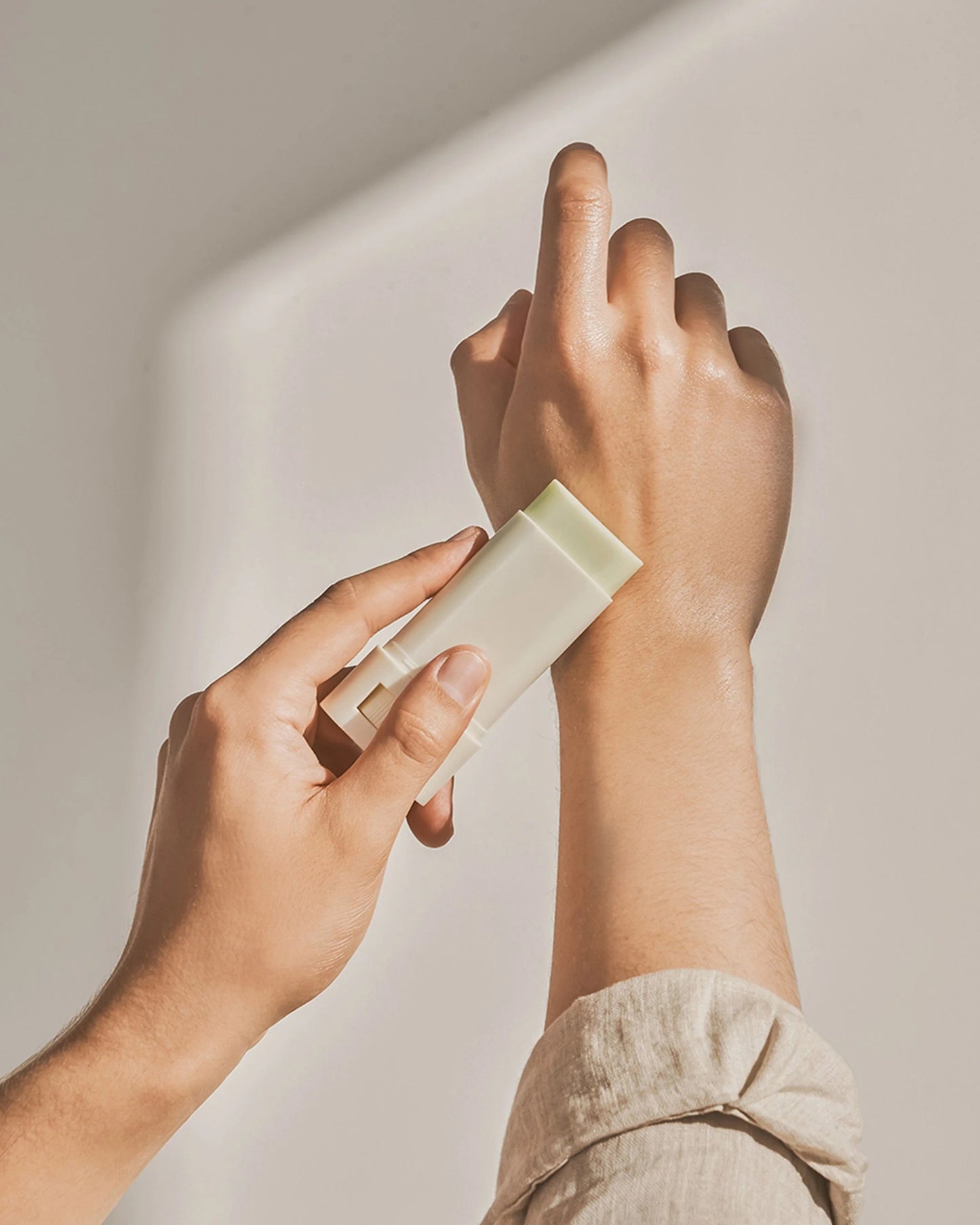 Beauty of Joseon - Matte Sun Stick : Mugwort+Camelia (SPF 50+ PA++++)