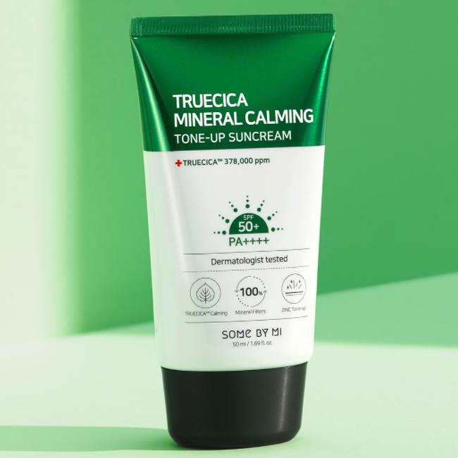 SOMEBYMI - Truecica Mineral Calming Tone Up Suncream SPF50+ 50ml