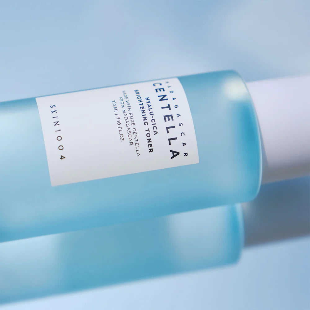 Skin1004 - Madagascar Centella Hyalu-Cica Brightening Toner 210mL